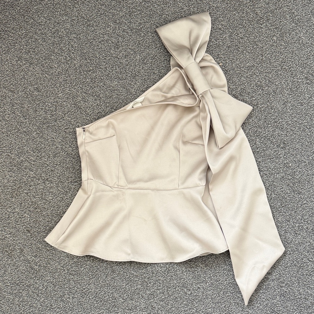 H&M One Shoulder Peplum Top With Bow